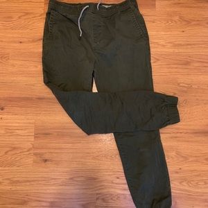 Hunter green joggers size small. Perfect condtion